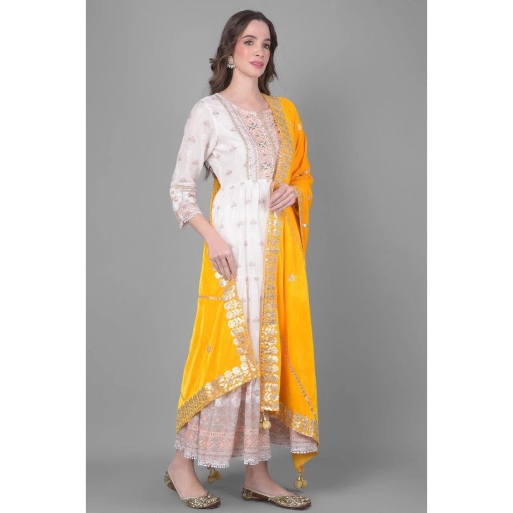 Women's Velvet Gotta Patti Dupatta (Yellow, Length: 2.25 to 2.50 Mtr) - Image 4