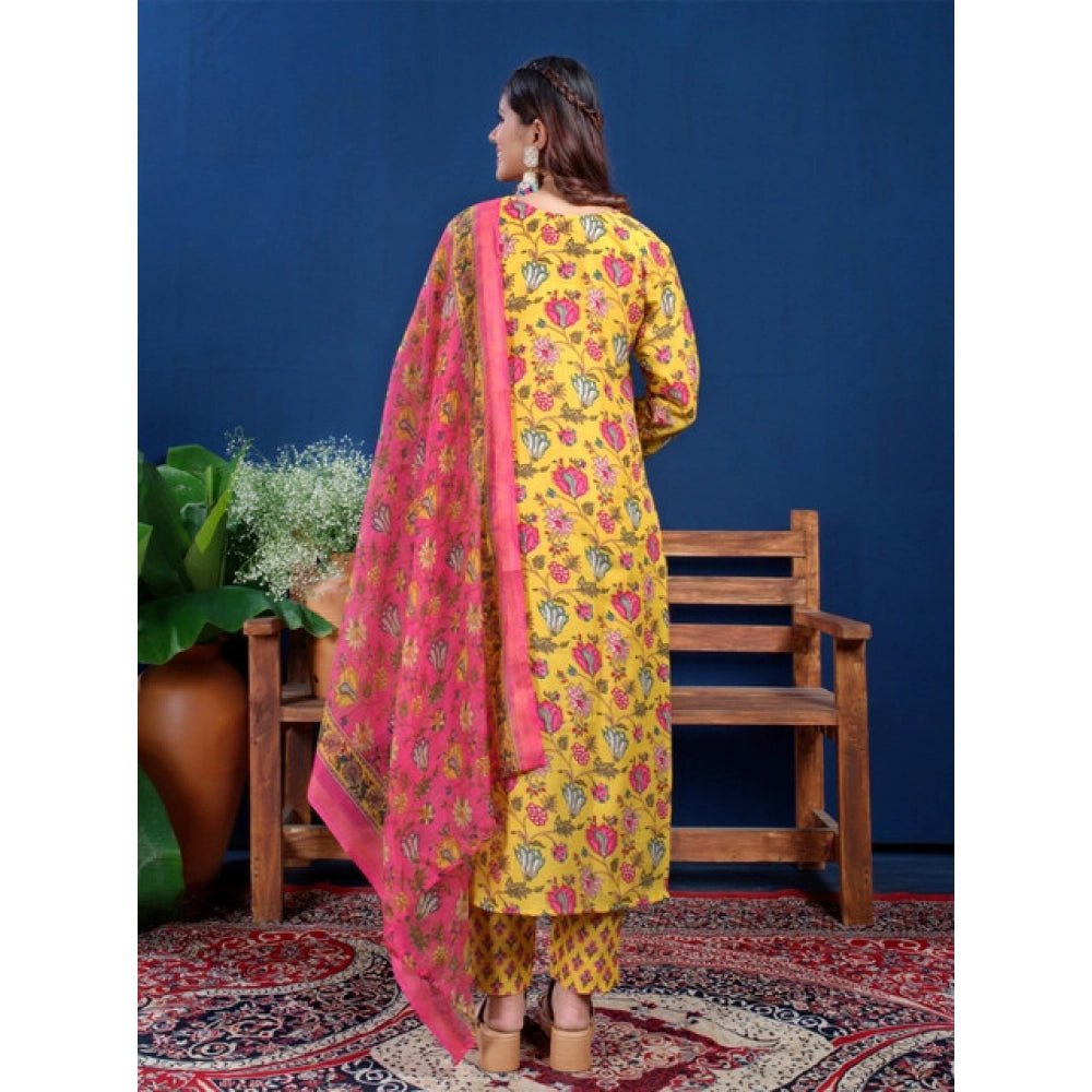 Women's Cotton Blend Printed Kurti With Pant Dupatta Set (Yellow) - Image 4