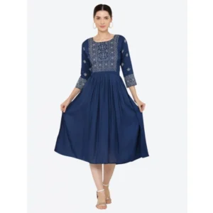 Casual Rayon 3-4th Sleeves Kurti (Blue)