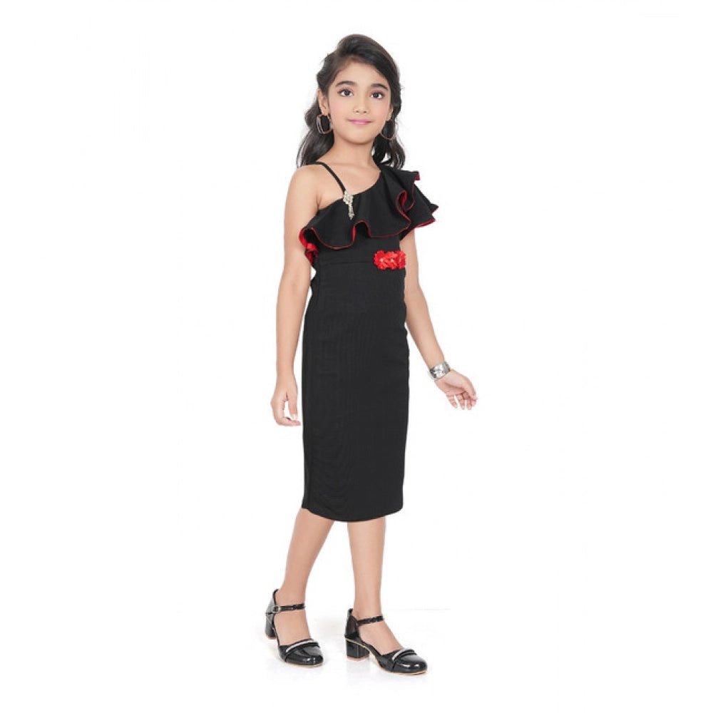 Girl's Knitted Soild Sleeve Less Off Shoulder Dress (Black) - Image 4