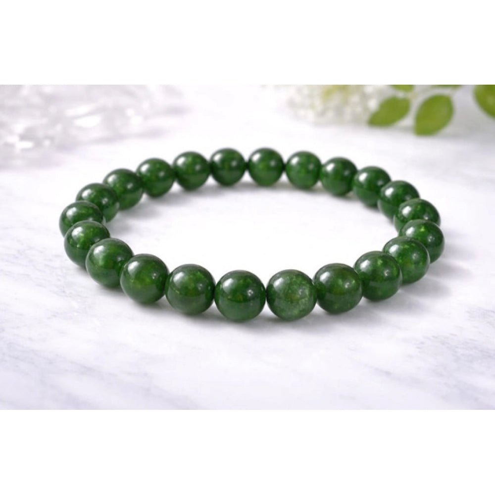 Natural Crystal 8mm Green Aventurine Bracelet (Green) - Image 2