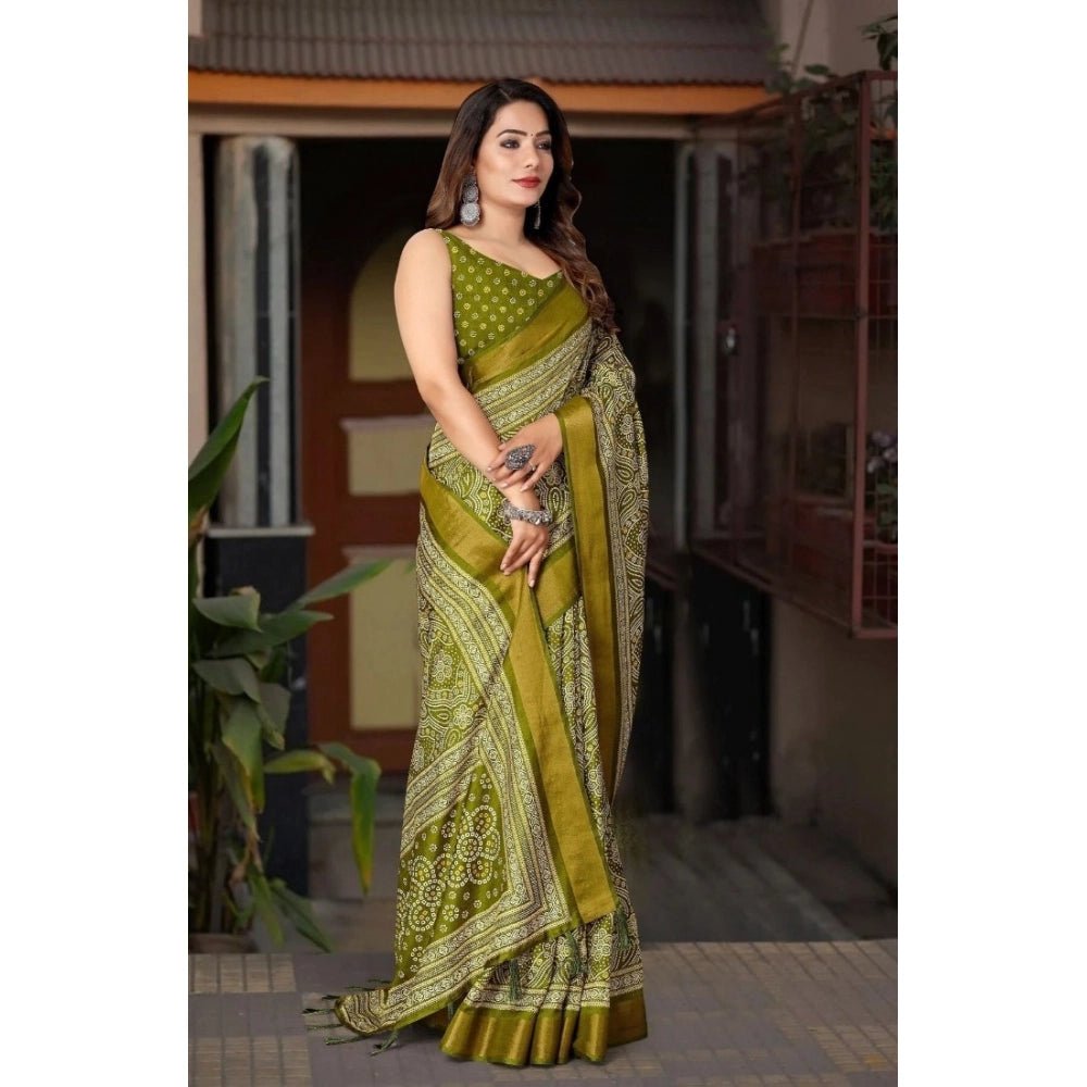 Printed Saree With Unstitched Blouse 5.5Mtr (Green) - Image 4