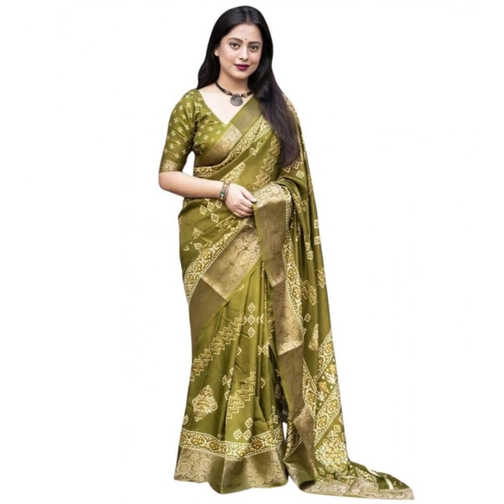 Printed Saree With Unstitched Blouse 5.5Mtr (Green) - Image 2