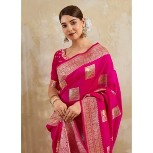 Silk Blend Printed Saree With Unstitched Blouse 5.5Mtr (Magenta)