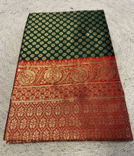 Jacquard Printed Saree With Unstitched Blouse 5.5Mtr (Dark Green)