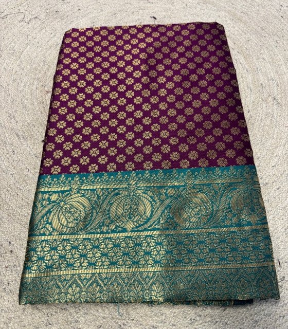 Jacquard Printed Saree With Unstitched Blouse 5.5Mtr (Purple)