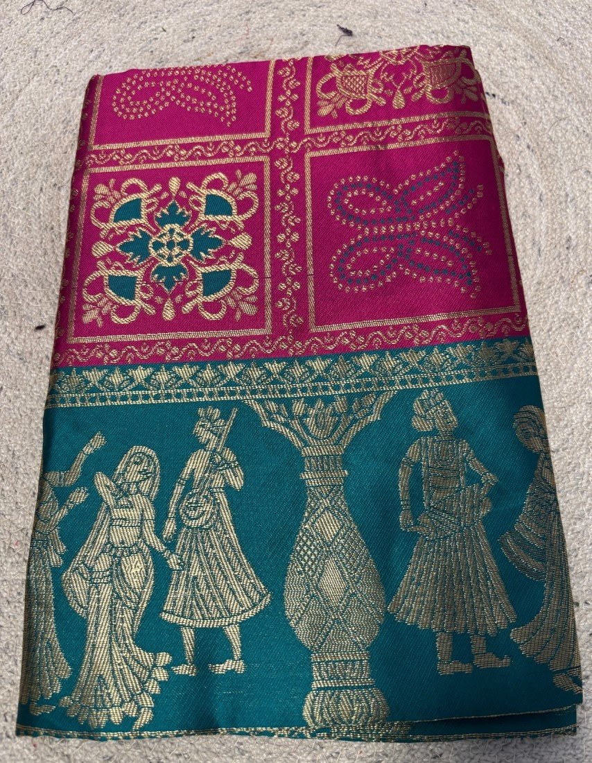 Jacquard Printed Saree With Unstitched Blouse 5.5Mtr (Magenta)