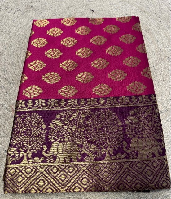 Jacquard Printed Saree With Unstitched Blouse 5.5Mtr (Magenta)